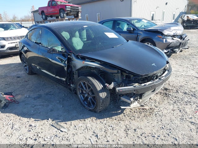 2021 TESLA MODEL 3 5YJ3E1EBXMF992833 Photo 0
