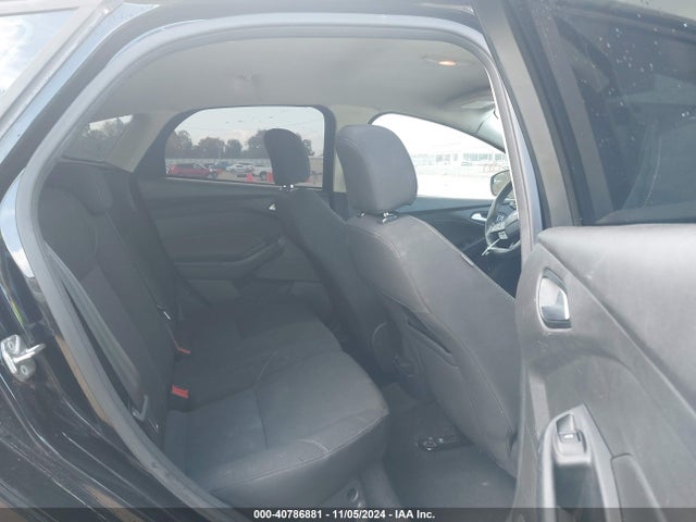 Ford FOCUS SE 2016 1FADP3K2XGL259221 Image 8