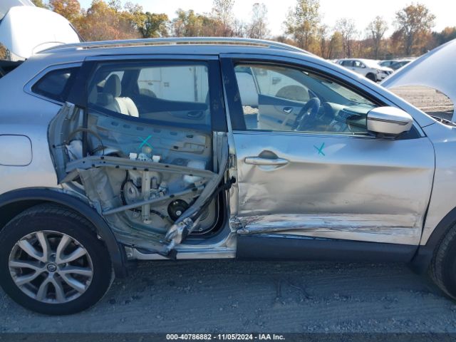 JN1BJ1CWXLW366208 Nissan Rogue Sport Sv Awd Xtronic Cvt