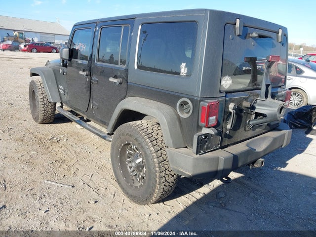 1C4BJWDG0EL314687 Jeep Wrangler Unlimited Sport