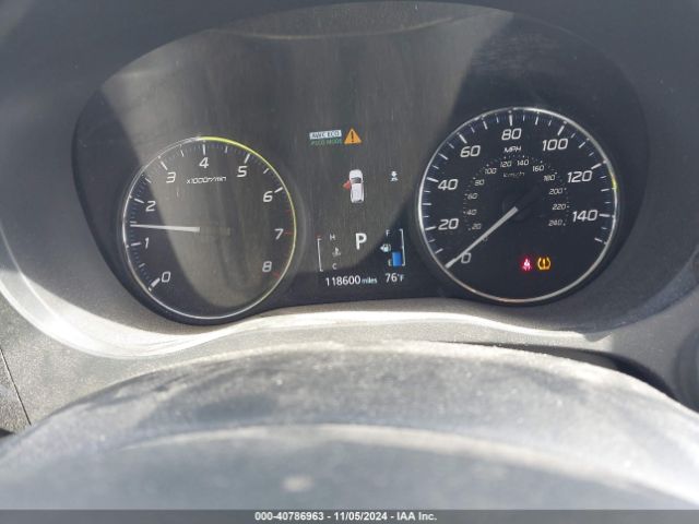 JA4AZ3A3XJZ000745 Mitsubishi Outlander Se