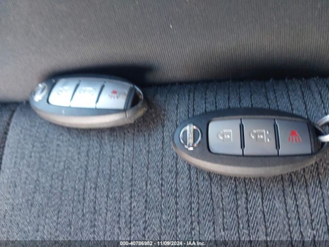 5N1AT3AA9MC737119 Nissan Rogue S Fwd