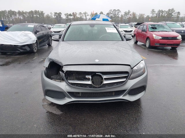 55SWF4JB6FU088044 Mercedes-Benz C 300 Luxury/sport