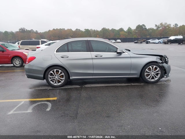 55SWF4JB6FU088044 Mercedes-Benz C 300 Luxury/sport
