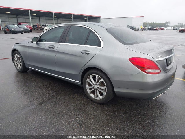 55SWF4JB6FU088044 Mercedes-Benz C 300 Luxury/sport