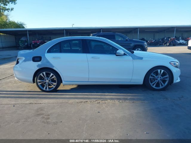 55SWF4JB6GU161429 Mercedes-Benz C 300 Luxury/sport