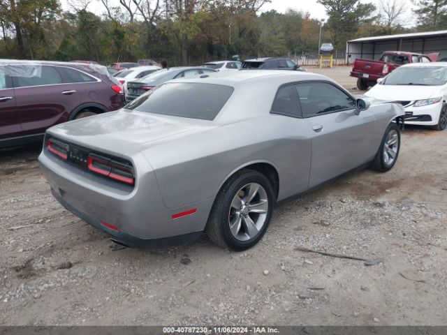 2C3CDZAG0HH550232 Dodge Challenger Sxt