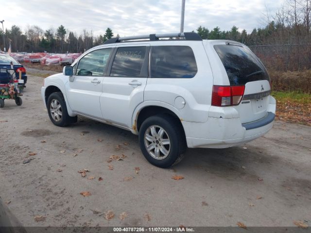 2011 MITSUBISHI ENDEAVOR 4A4JN2AS7BE031424 Photo 2