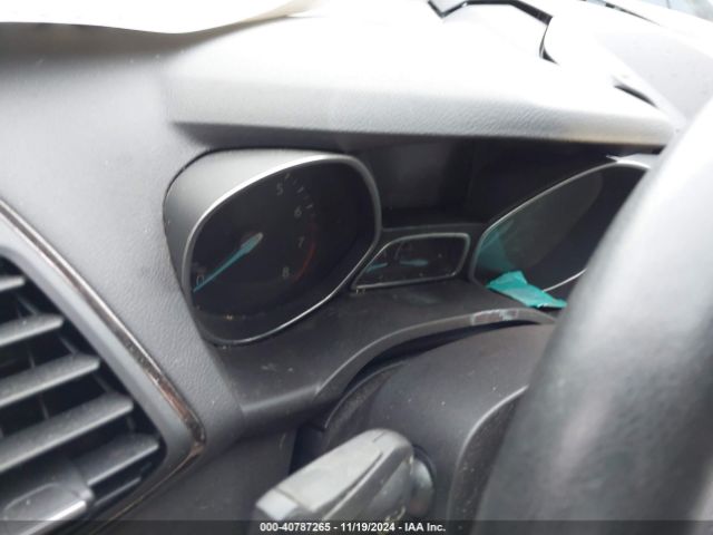 1FMCU0HD1JUB03233 Ford ESCAPE SEL