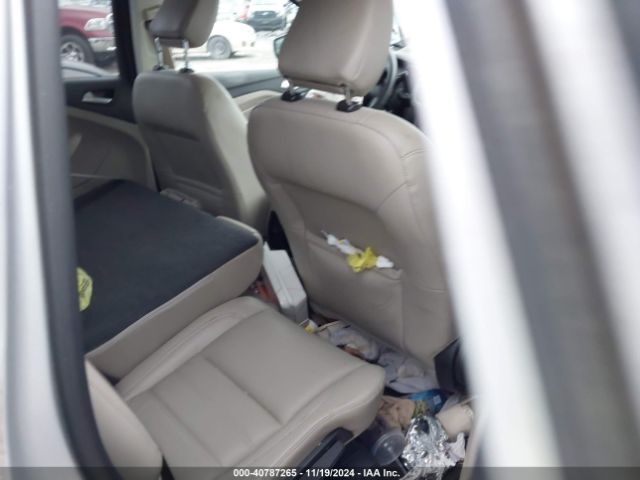 1FMCU0HD1JUB03233 Ford ESCAPE SEL