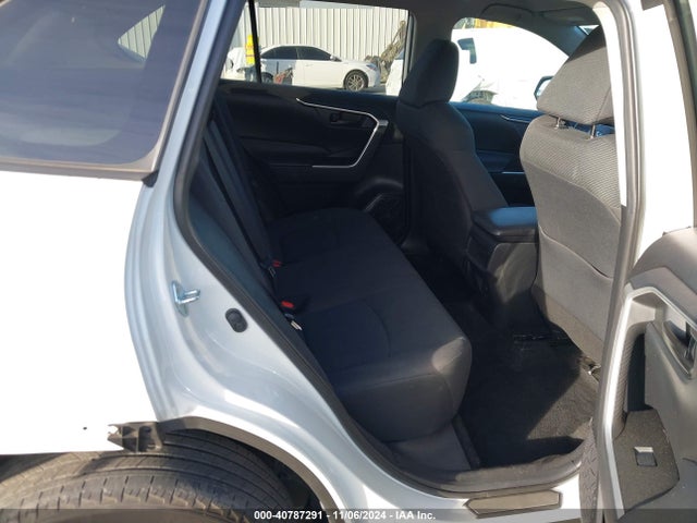 Toyota RAV4 LE 2021 2T3H1RFV6MW138893 Image 8