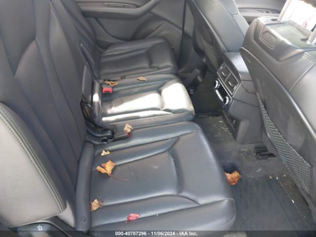 WA1LHAF78JD037057 Audi Q7 2.0t Premium