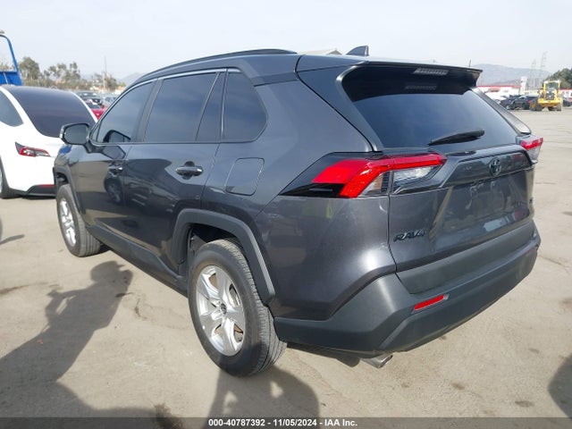 Toyota Rav4 Xle 2021 2T3W1RFV9MC169998 Image 3
