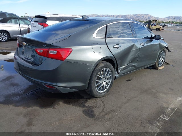 Chevrolet MALIBU LT 2018 1G1ZD5ST4JF254379 Image 4