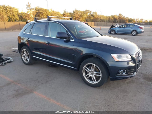 Audi Q5 2.0t Premium 2017 WA1L2AFPXHA001464 Image 1