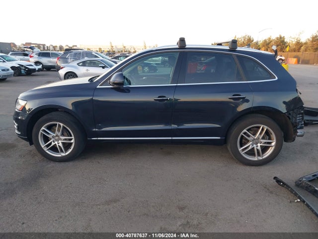 Audi Q5 2.0t Premium 2017 WA1L2AFPXHA001464 Image 15