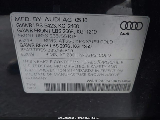 Audi Q5 2.0t Premium 2017 WA1L2AFPXHA001464 Image 9