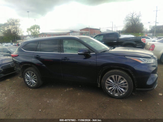 Toyota Highlander Platinum 2020 5TDFZRBH8LS036866 Image 13