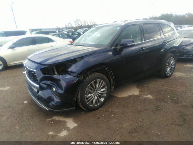 Toyota Highlander Platinum 2020 5TDFZRBH8LS036866 Image 2