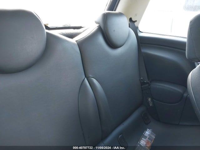 2004 MINI COOPER S WMWRE33414TD78986 Photo 7