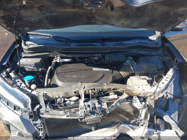 Honda Pilot Touring 2018 5FNYF6H97JB039808 Image 10