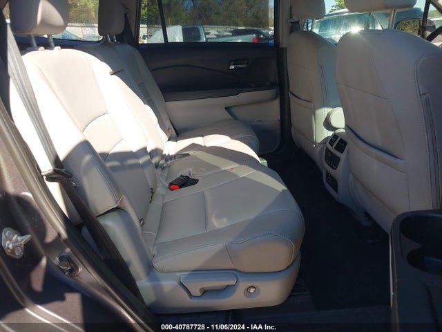 Honda Pilot Touring 2018 5FNYF6H97JB039808 Image 8