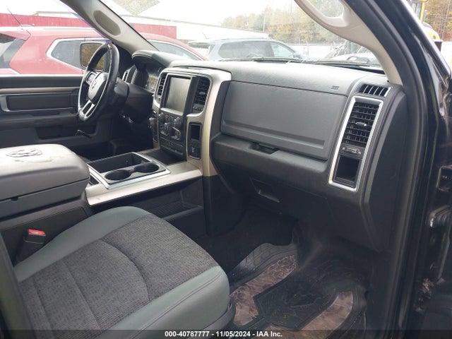1C6RR7LG0FS575153 RAM 1500 Big Horn