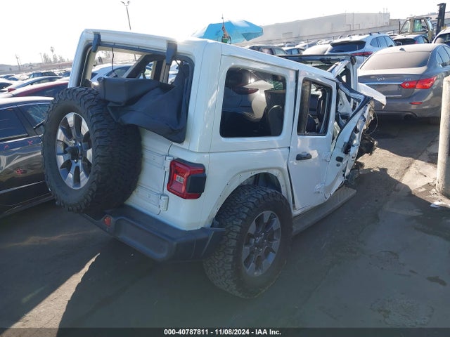1C4HJXEN4KW526077 Jeep Wrangler Unlimited Sahara 4x4