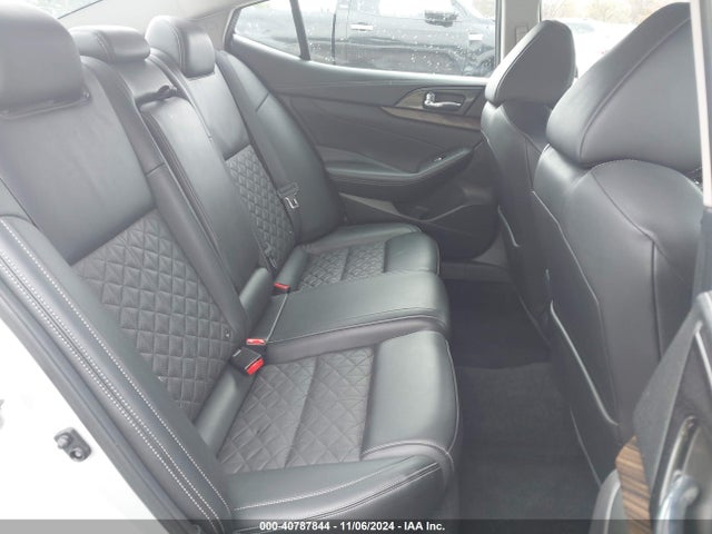 Nissan Maxima 3.5 Platinum 2017 1N4AA6AP8HC396372 Image 8