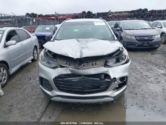 3GNCJLSBXJL316575 Chevrolet Trax Lt
