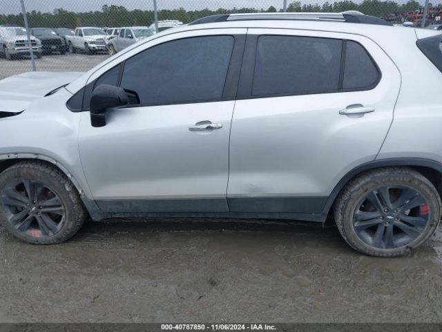 3GNCJLSBXJL316575 Chevrolet Trax Lt