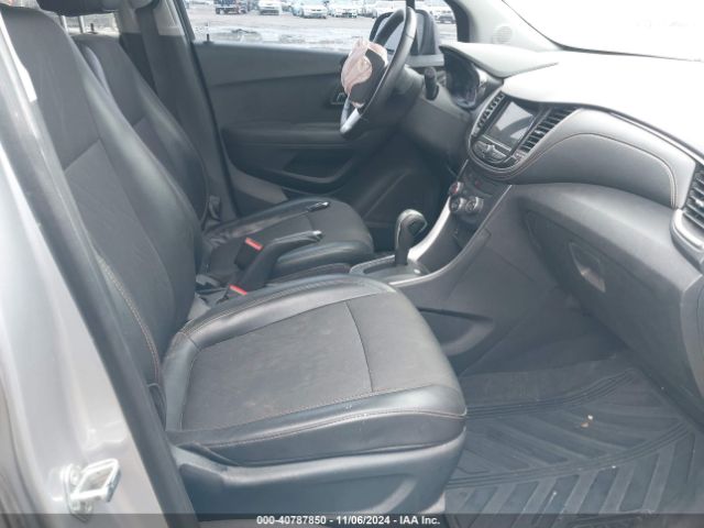 3GNCJLSBXJL316575 Chevrolet Trax Lt