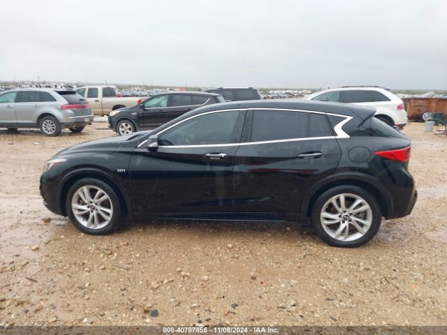 SJKCH5CP1JA047297 Infiniti Qx30 Luxury