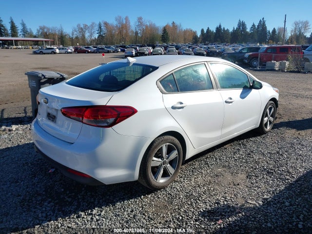KIA FORTE LX 2018 3KPFL4A71JE169103 Image 4