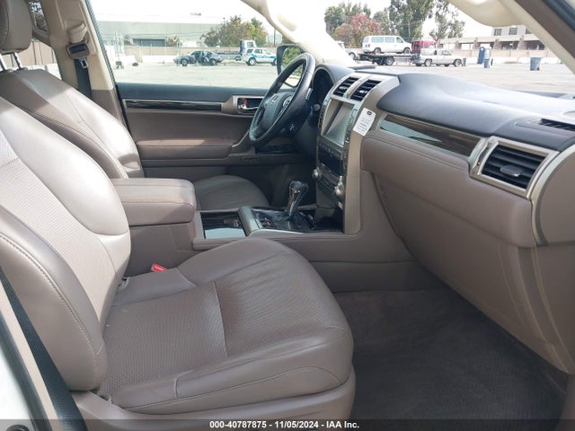 Lexus 460 2016 JTJBM7FX3G5134988 Image 5