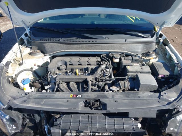 KMHRC8A32NU206924 Hyundai Venue Sel