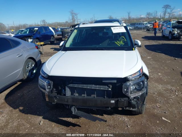 KMHRC8A32NU206924 Hyundai Venue Sel