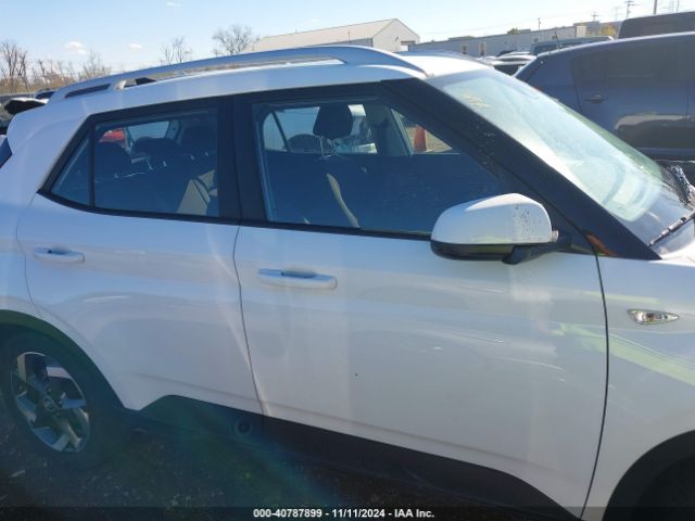 KMHRC8A32NU206924 Hyundai Venue Sel