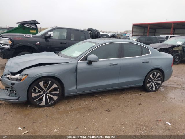 7JRL12TA1PG239537 Volvo S60 B5 Ultimate Bright Theme