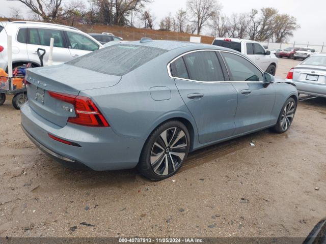 2023 VOLVO S60 7JRL12TA1PG239537 Photo 3