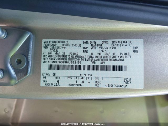 1FMCU9G99HUB82159 Ford ESCAPE SE