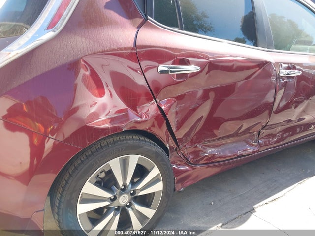 Nissan LEAF SV 2016 1N4BZ0CP7GC301063 Image 15