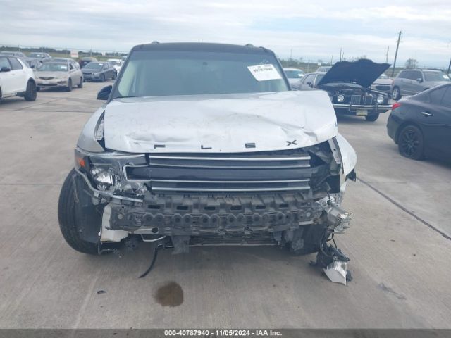 2FMGK5C82GBA22206 Ford FLEX SEL