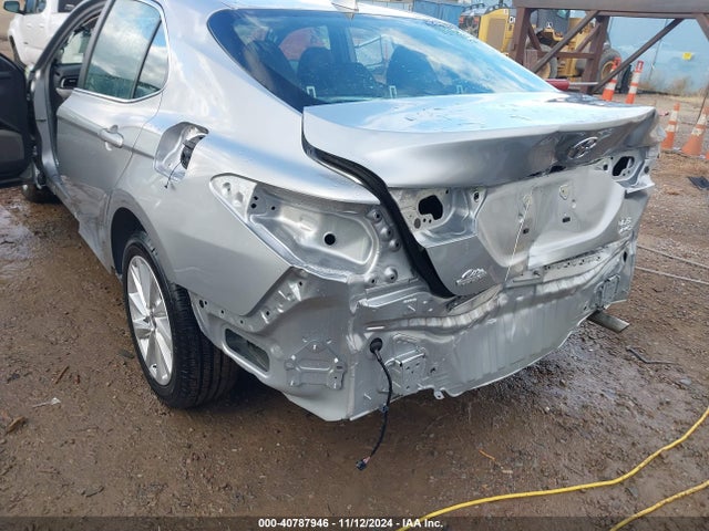 Toyota CAMRY LE 2024 4T1C11BK7RU123312 Image 6