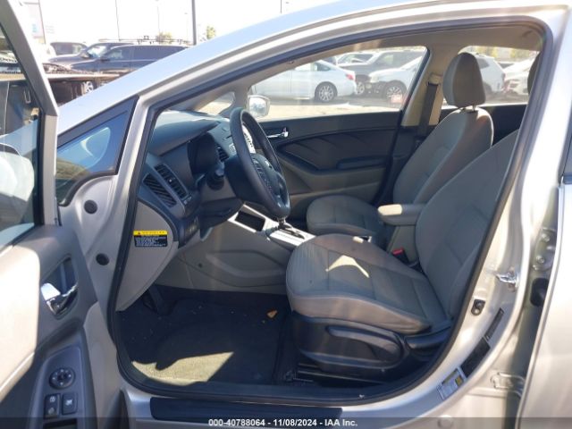 KNAFX4A63G5497426 KIA FORTE LX