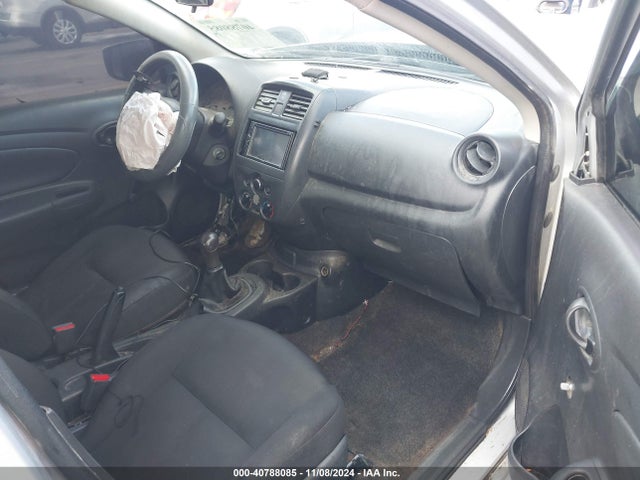 Nissan Versa 1.6 S 2017 3N1CN7AP9HL850147 Image 5