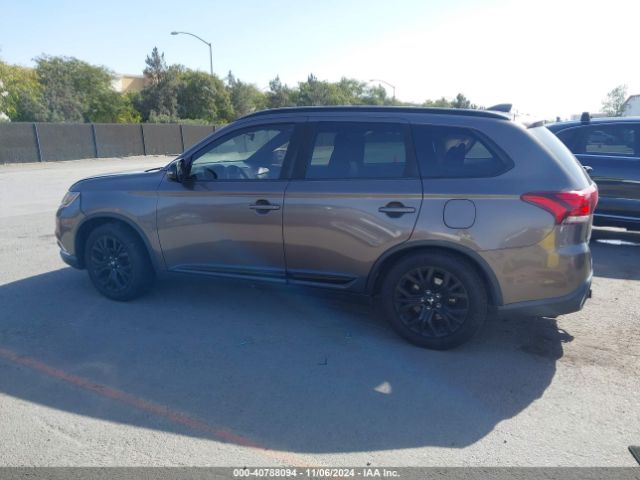JA4AD3A33JZ036646 Mitsubishi Outlander Le
