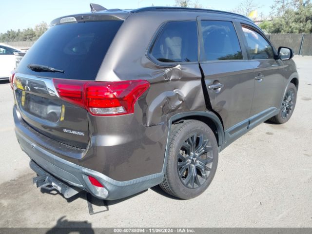 JA4AD3A33JZ036646 Mitsubishi Outlander Le