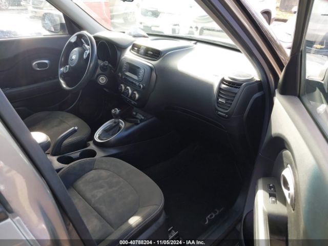 KNDJN2A25E7083540 KIA Soul