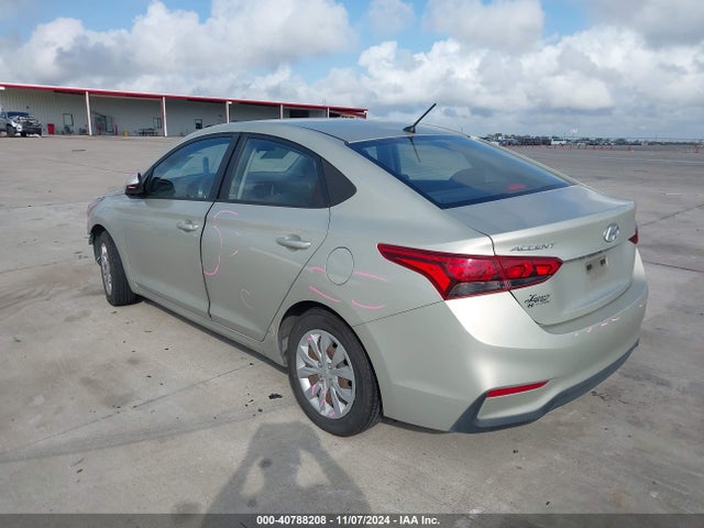 3KPC24A3XKE065231 Hyundai ACCENT SE